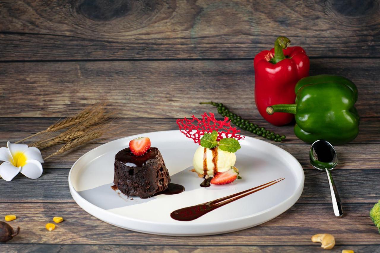Bendecir Hotel & Spa - Formerly Babylon Garden Hotel & Spa Ханой Екстериор снимка